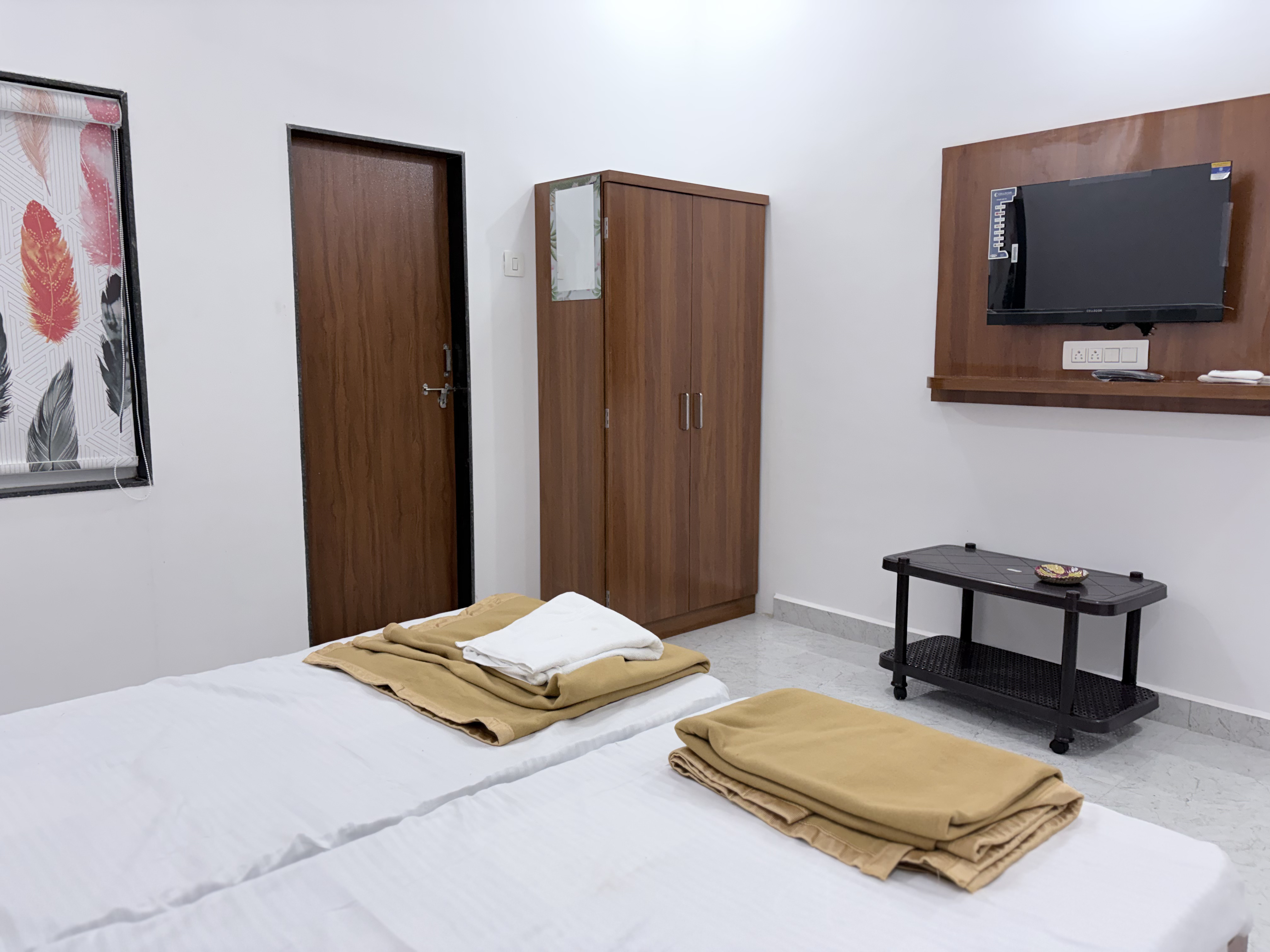Executive non AC room with double bed at Keshav Residency, hotel near Harshad and Dwarka